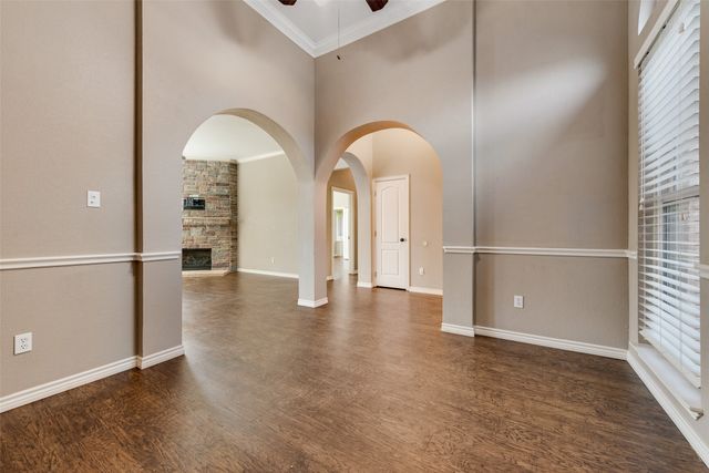 405 Arbor Lawn Drive, Burleson, TX 76028