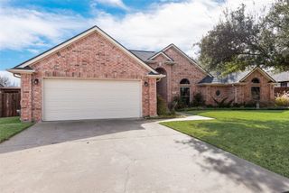405 Arbor Lawn Drive, Burleson, TX 76028