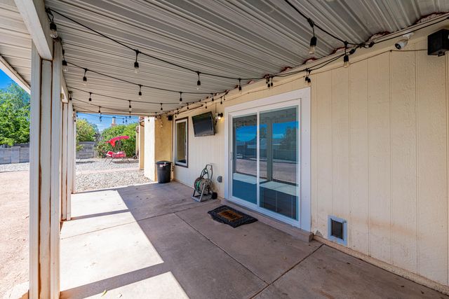 84 Dakota Morning Road NE, Albuquerque, NM 87124
