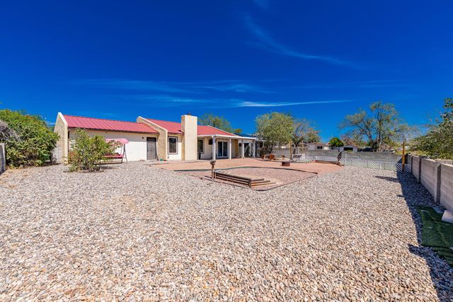 84 Dakota Morning Road NE, Albuquerque, NM 87124