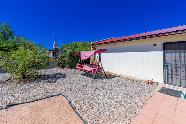 84 Dakota Morning Road NE, Albuquerque, NM 87124