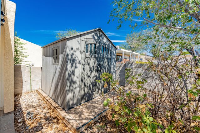 84 Dakota Morning Road NE, Albuquerque, NM 87124