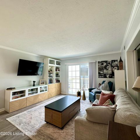 1935 Gardiner Ln J144, Louisville, KY 40205