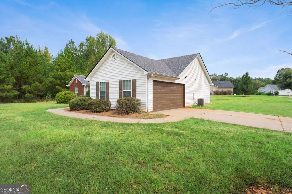 15 Amber Way, Covington, GA 30016 — photo 4