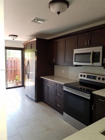 406 SE 14th St, Dania Beach, FL 33004