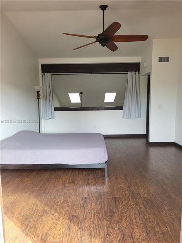 406 SE 14th St, Dania Beach, FL 33004