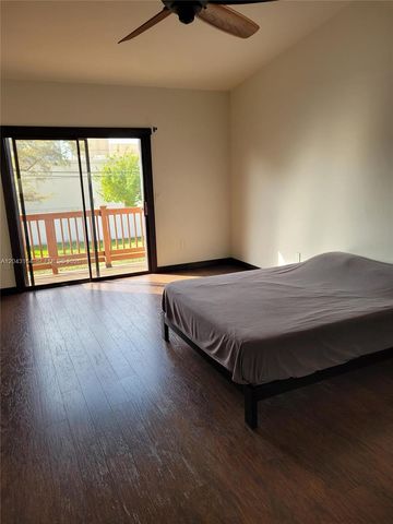 406 SE 14th St, Dania Beach, FL 33004