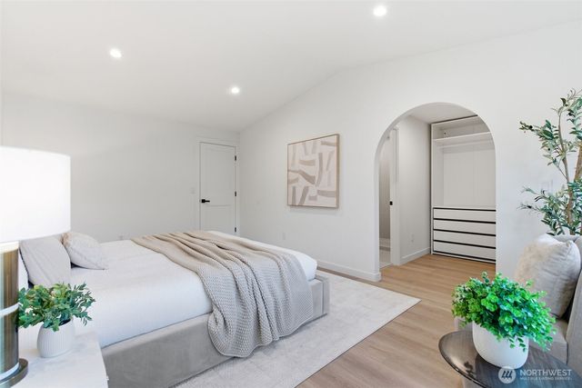 18304 152nd Court SE, Renton, WA 98058