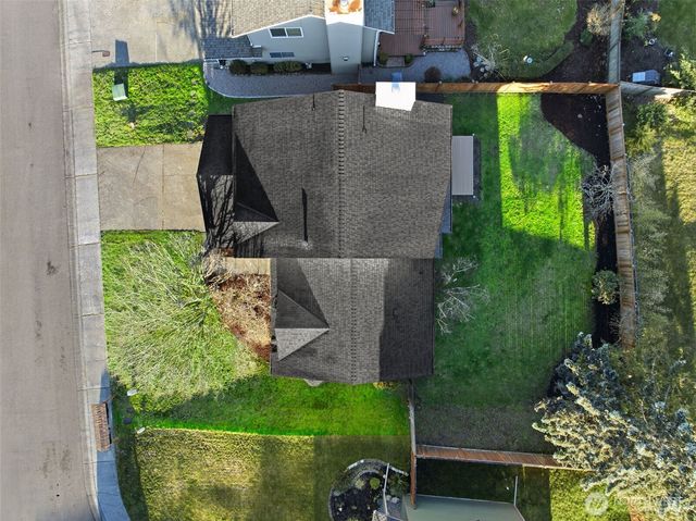 18304 152nd Court SE, Renton, WA 98058