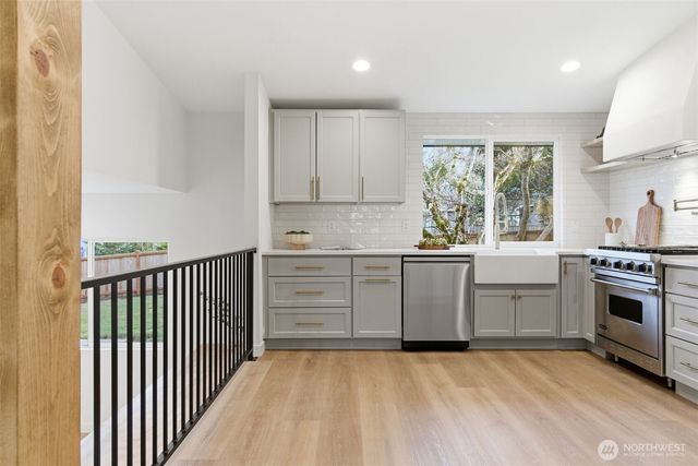 18304 152nd Court SE, Renton, WA 98058