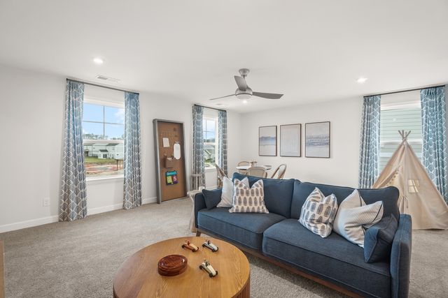 7616 Hatcher Heights Dr, Fairview, TN 37062