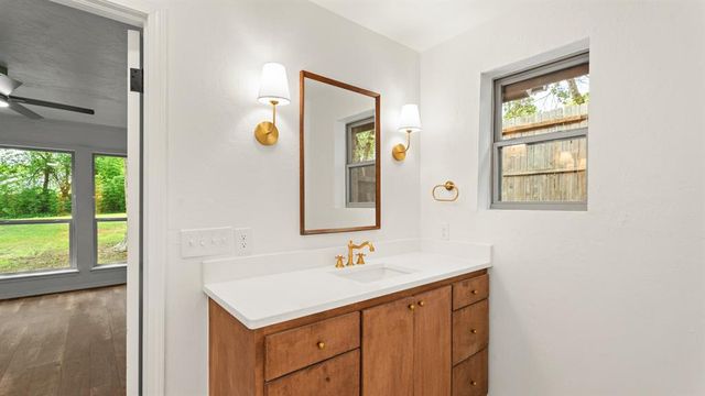 1708 Bunting Lane, Edmond, OK 73034