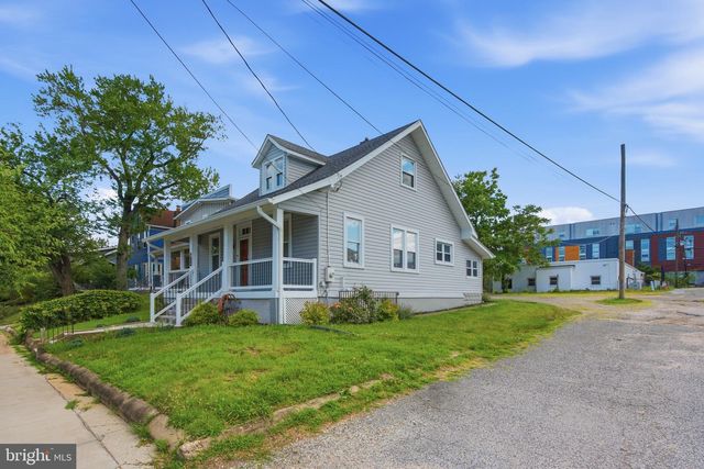 3724 35TH ST, Mount Rainier, MD 20712