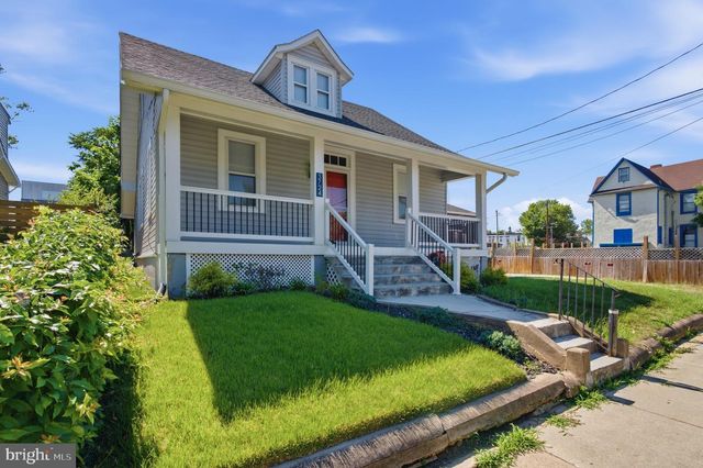 3724 35TH ST, Mount Rainier, MD 20712