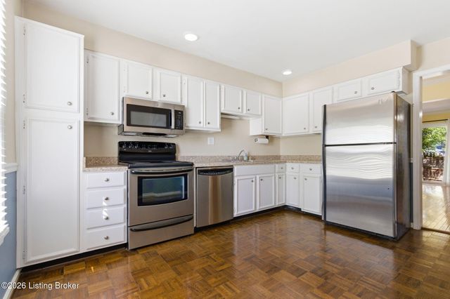 961 Whetstone Way, Louisville, KY 40223