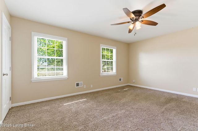961 Whetstone Way, Louisville, KY 40223