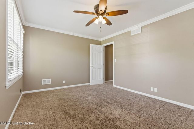 961 Whetstone Way, Louisville, KY 40223