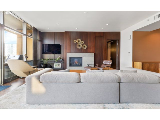 311 Nw 12TH Ave 1001, Portland, OR 97209