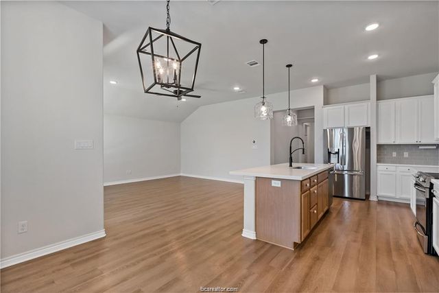 3429 Omaha Court, Bryan, TX 77808