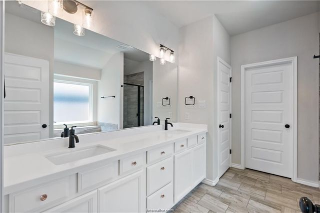 3429 Omaha Court, Bryan, TX 77808