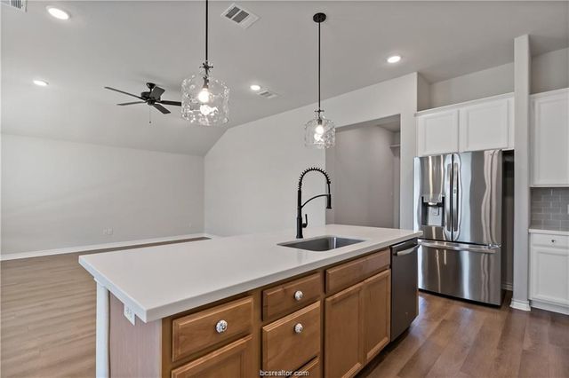 3429 Omaha Court, Bryan, TX 77808