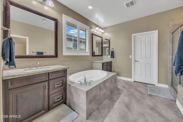 3809 W Aracely Drive, New River, AZ 85087