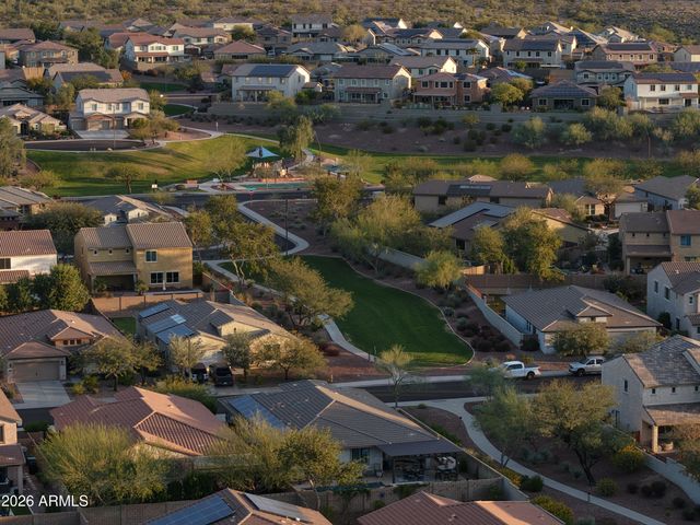 3809 W Aracely Drive, New River, AZ 85087