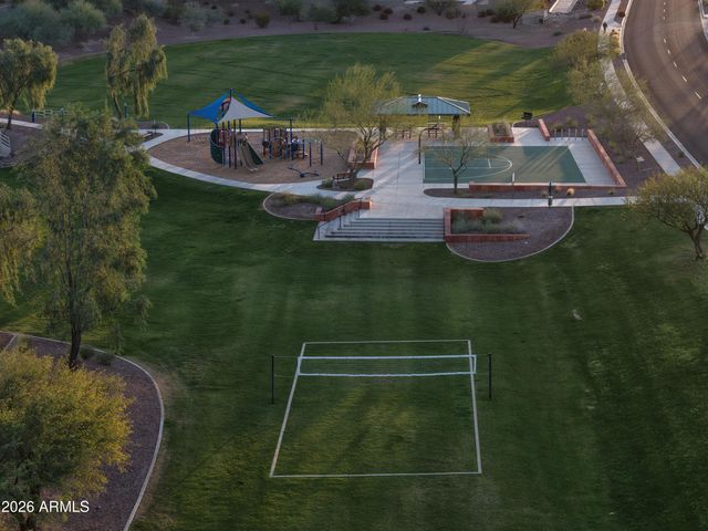 3809 W Aracely Drive, New River, AZ 85087