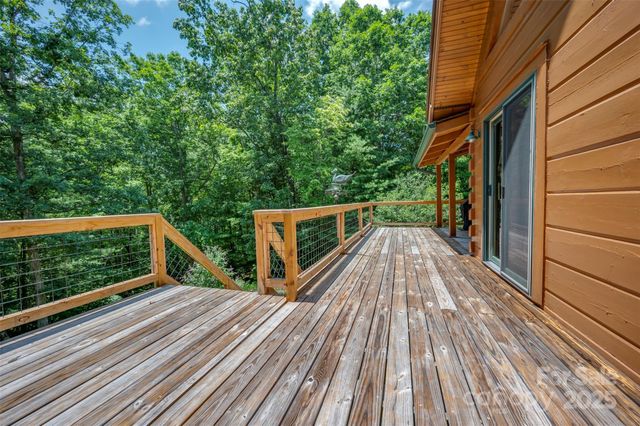 23 Jay Foster Way 22/23, Saluda, NC 28773