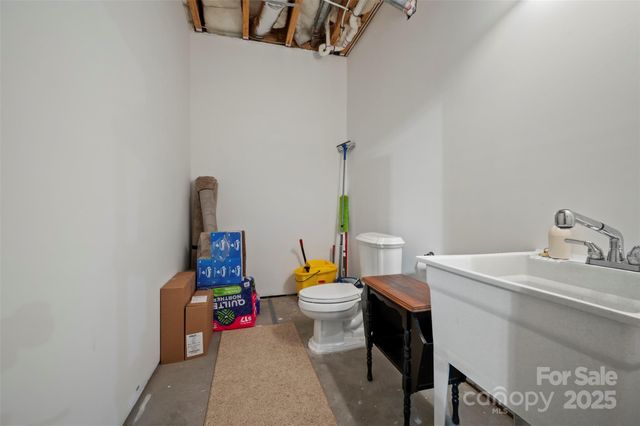 23 Jay Foster Way 22/23, Saluda, NC 28773