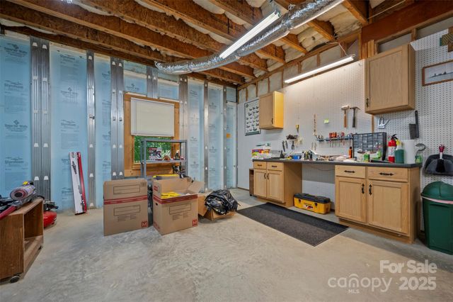 23 Jay Foster Way 22/23, Saluda, NC 28773