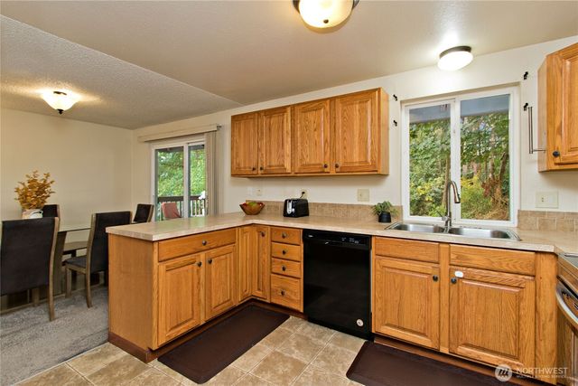 4237 S 326th Place, Federal Way, WA 98001