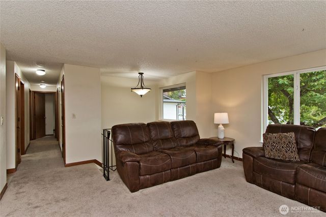 4237 S 326th Place, Federal Way, WA 98001