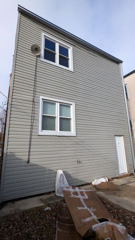7421 S Dante Avenue, Chicago, IL 60619