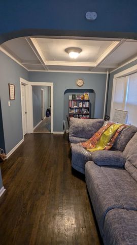 7421 S Dante Avenue, Chicago, IL 60619