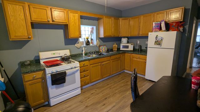 7421 S Dante Avenue, Chicago, IL 60619