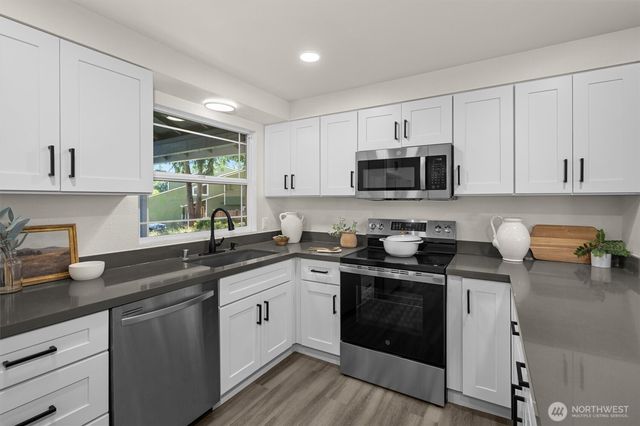 13219 NE 139th Place, Kirkland, WA 98034
