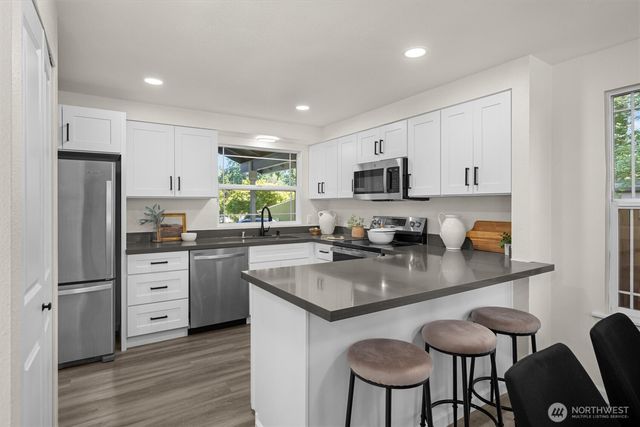 13219 NE 139th Place, Kirkland, WA 98034