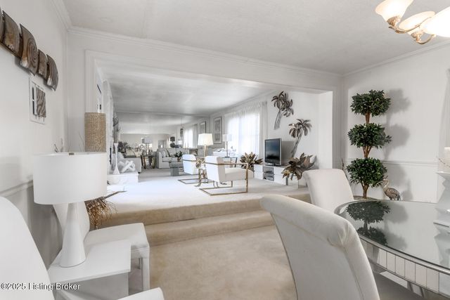 2851 S Wilson Rd, Radcliff, KY 40160