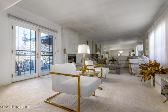 2851 S Wilson Rd, Radcliff, KY 40160