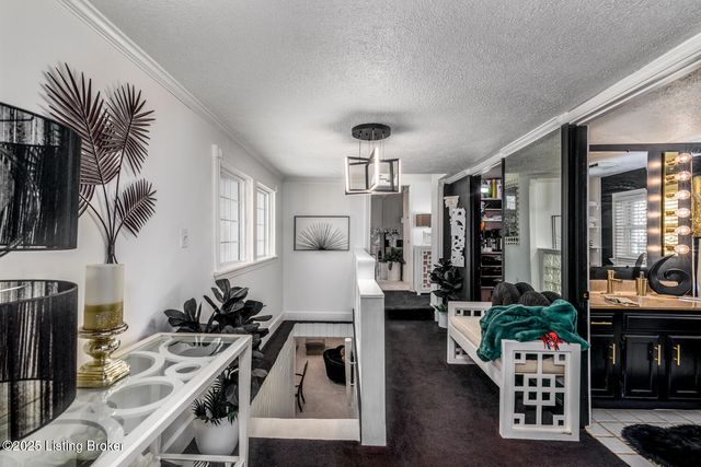 2851 S Wilson Rd, Radcliff, KY 40160