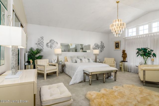 2851 S Wilson Rd, Radcliff, KY 40160