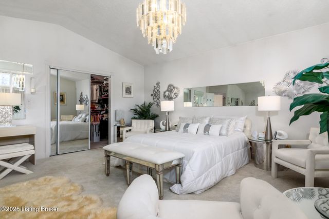 2851 S Wilson Rd, Radcliff, KY 40160