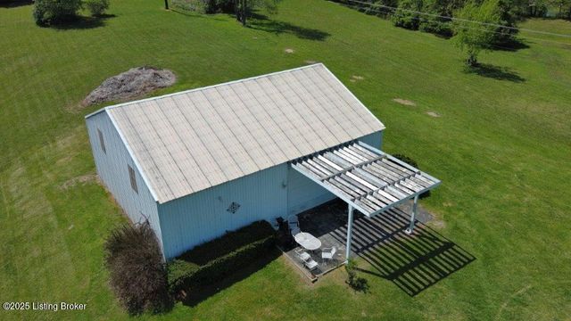 2851 S Wilson Rd, Radcliff, KY 40160