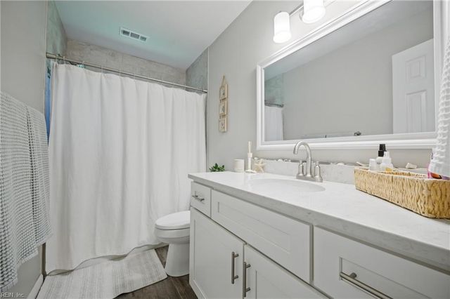 2301 Mossy Hollow PL, Virginia Beach, VA 23454