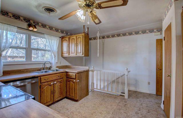 7914 Circle R Road, North Little Rock, AR 72118