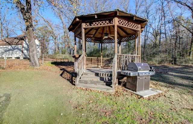 7914 Circle R Road, North Little Rock, AR 72118