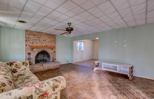 7914 Circle R Road, North Little Rock, AR 72118