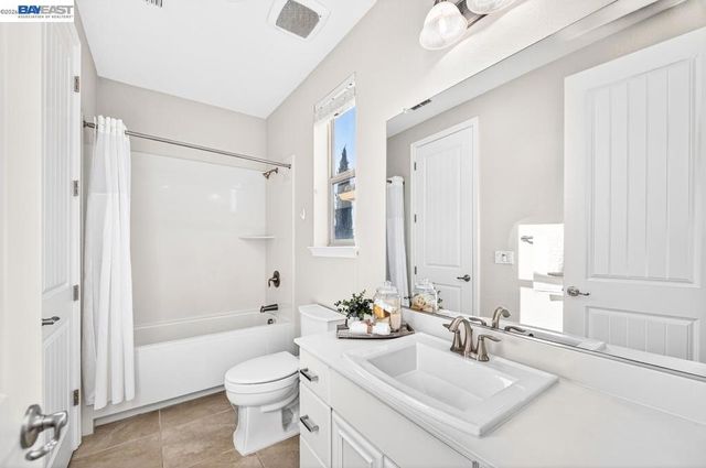 4433 4433 Cherico Ln, Dublin, CA 94568