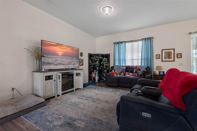 16 WHITE HAVEN LANE, Palm Coast, FL 32164